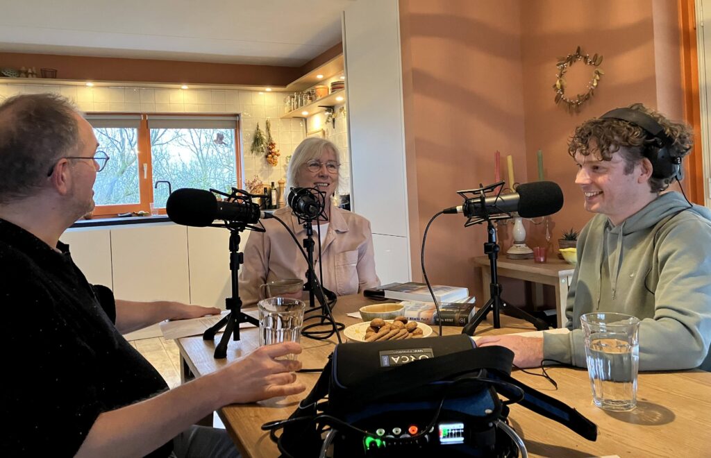 De Grote Vriendelijke Podcast – Podcast voor volwassenen over